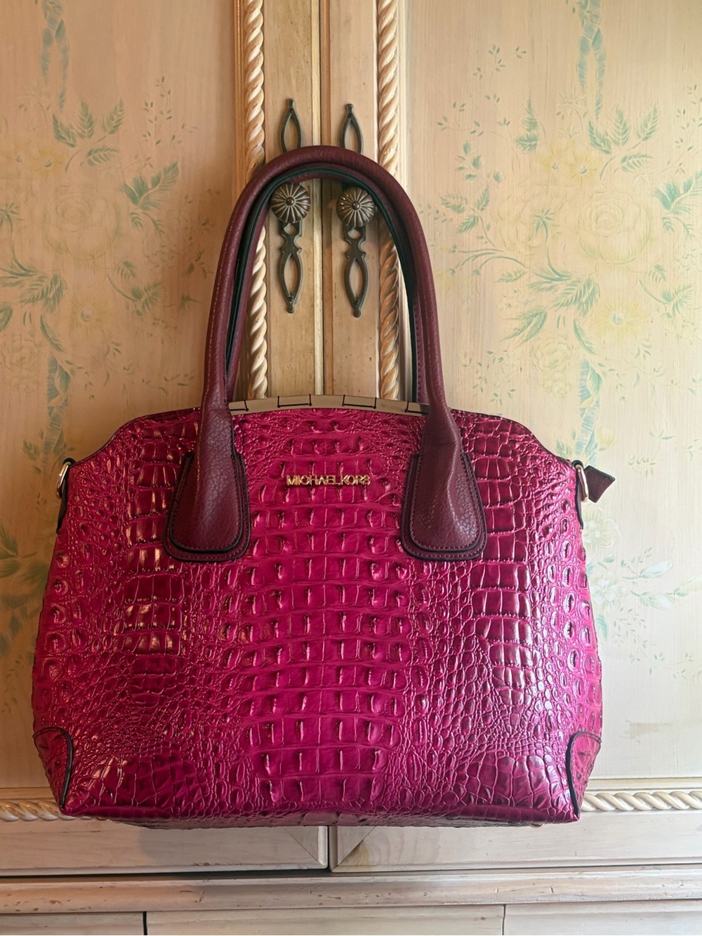 Michael Kors Fuchsia Croc-Embossed Tote with Dark Berry Handles + A GIFT 🎁